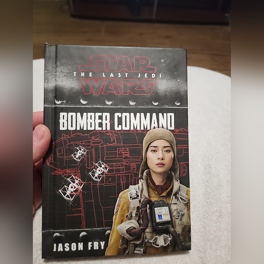 Star Wars: The Last Jedi Bomber Command Book